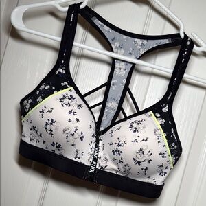 Victoria's Secret PINK Ultimate sports bra. Size Small.